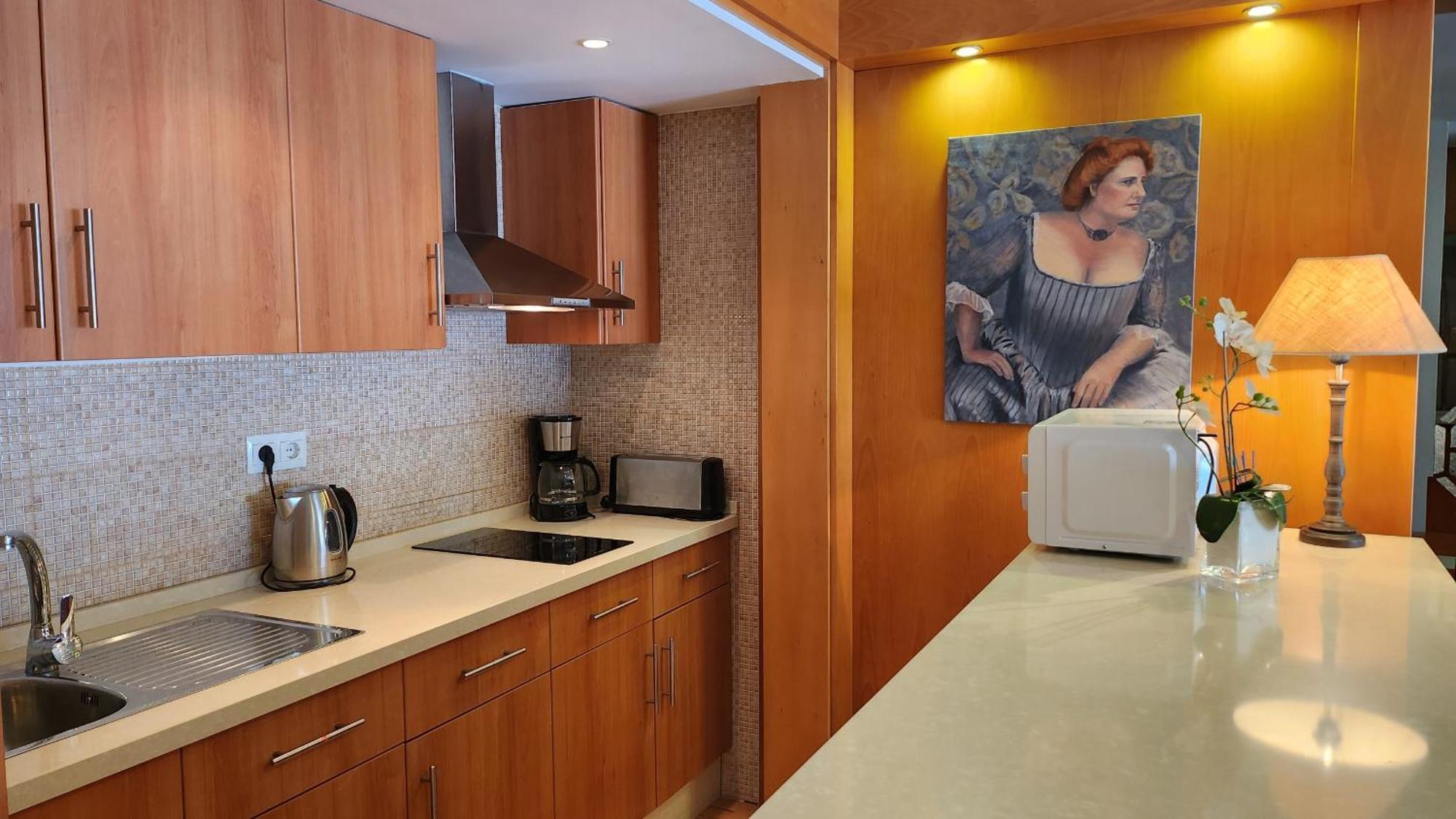 네르하 R1357 Balcon De Europa 아파트 외부 사진